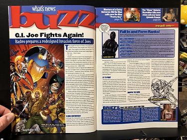 ToyFare - November, 2001