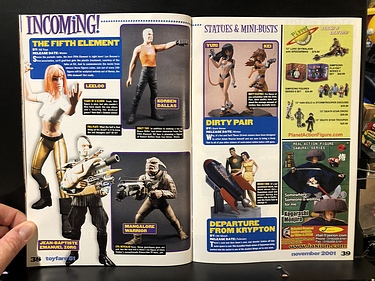 ToyFare - November, 2001