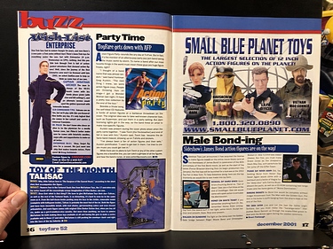 ToyFare - December, 2001