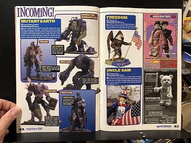 ToyFare - April, 2002