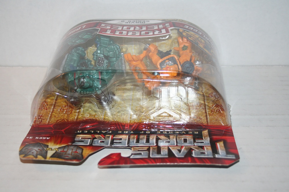 Transformers: Bumblebee vs. Long Haul 2-Pack - Parry Game Preserve